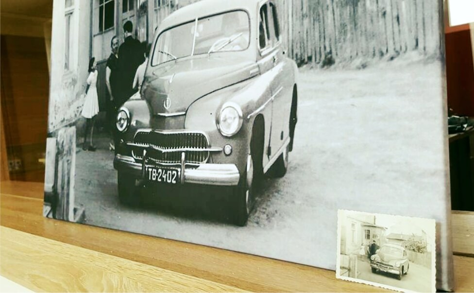 photo printed on canvas